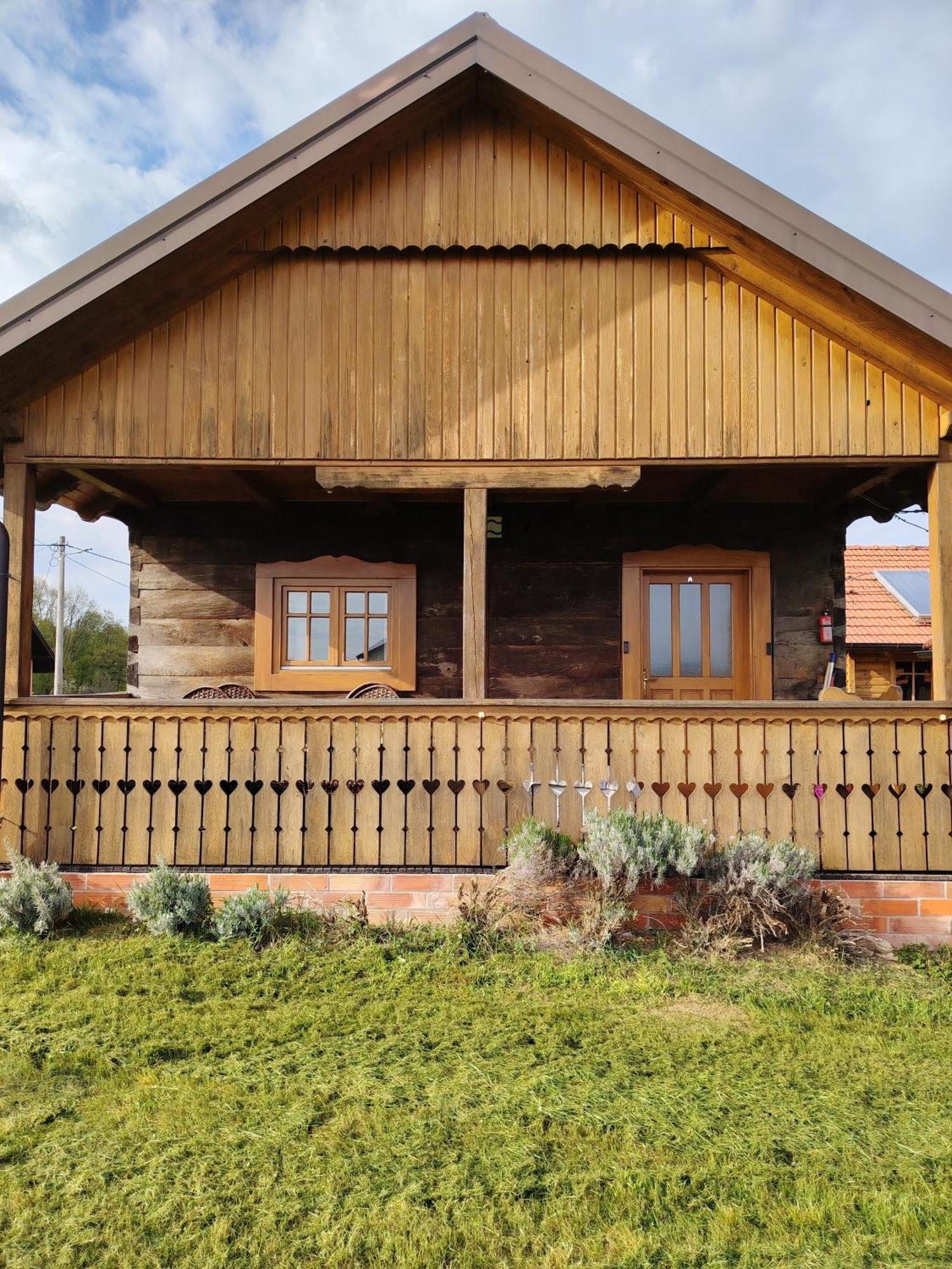 Traditional Croatian - Nature Therapy Vukomeric