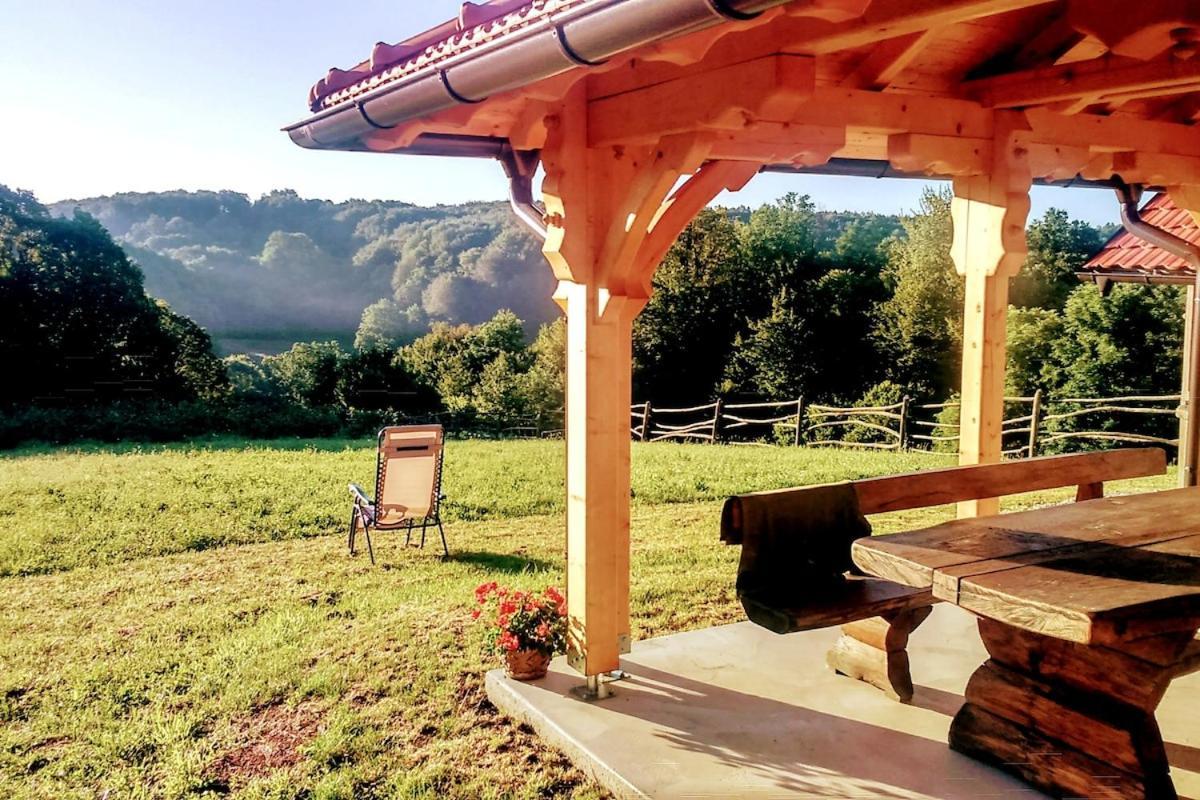 Traditional Croatian - Nature Therapy * Vukomeric